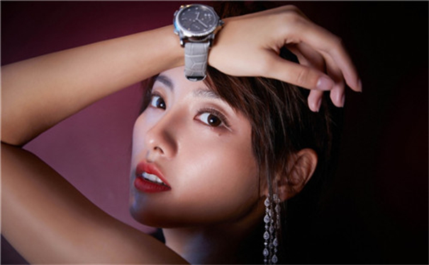 草莓秋葵 茄子 丝瓜 香草 榴莲污手机版下载